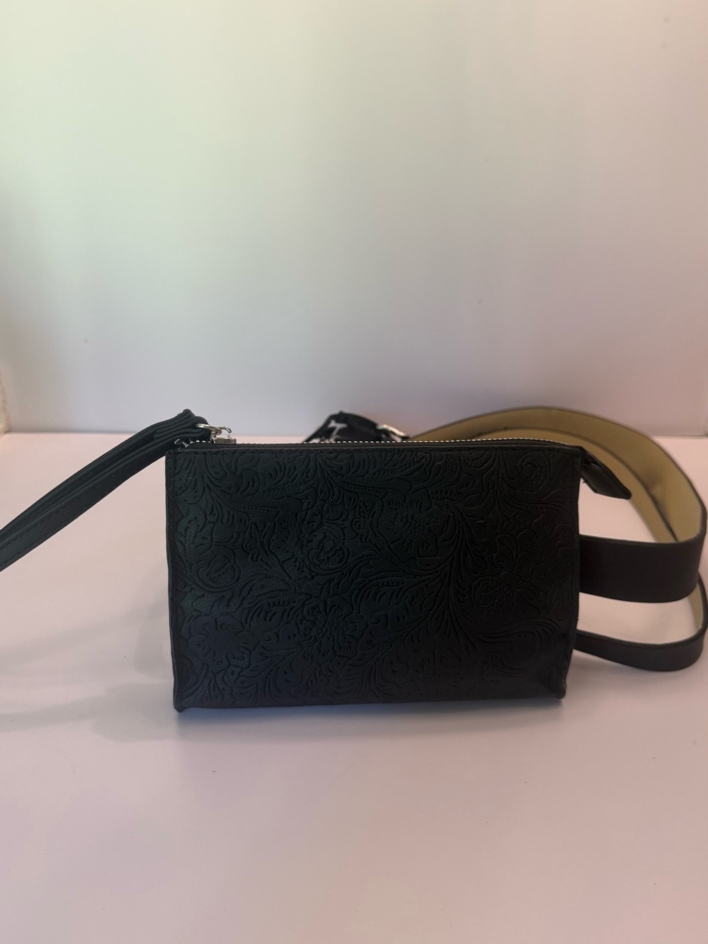 NWT Stone Mountain Black Embossed Leather Double Belted Bag belt sz. small 38”